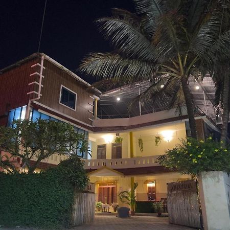 Vedha Beach Resort Alappuzha Exterior foto